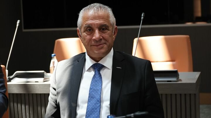 Kıbrıs-Lübnan denizaltı kablosu Türkiye'nin izni olmadan mümkün değil