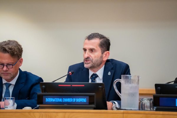 Kazakos BM'de uyardı: Hormuz'daki aksama derinleşirken denizcilik rehin alınmamalı
