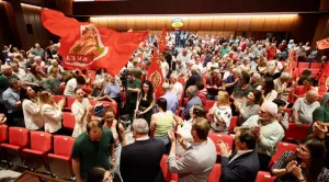 Emekçi Halkın İlerici Partisi AKEL, 2028 adayını belirleme sürecini başlattı