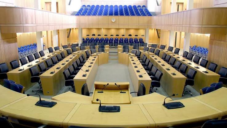 Güney Kıbrıs'ta mal bildirimi verilerinin sızması: Şeffaflık mı, dedikodu malzemesi mi?