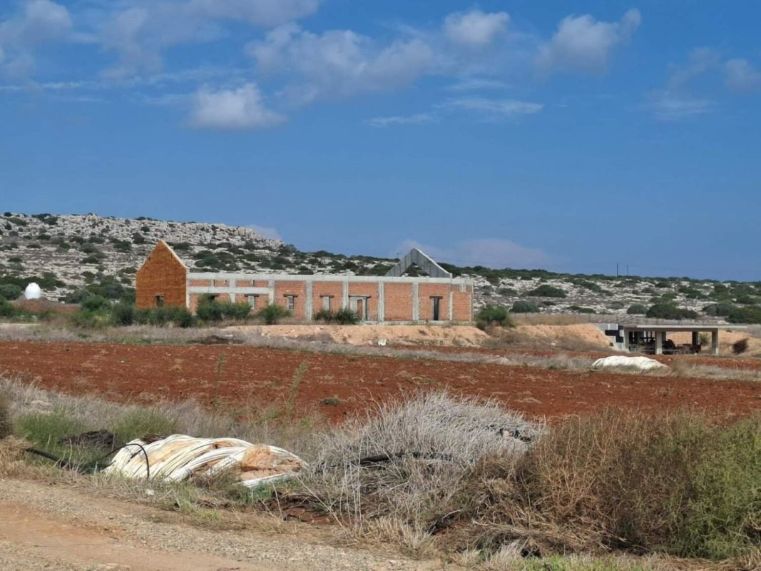Sayıştay Başkanı, Cape Greco Natura bölgesinde izinsiz yapılan manastırın yasallaştırılmasına karşı uyardı