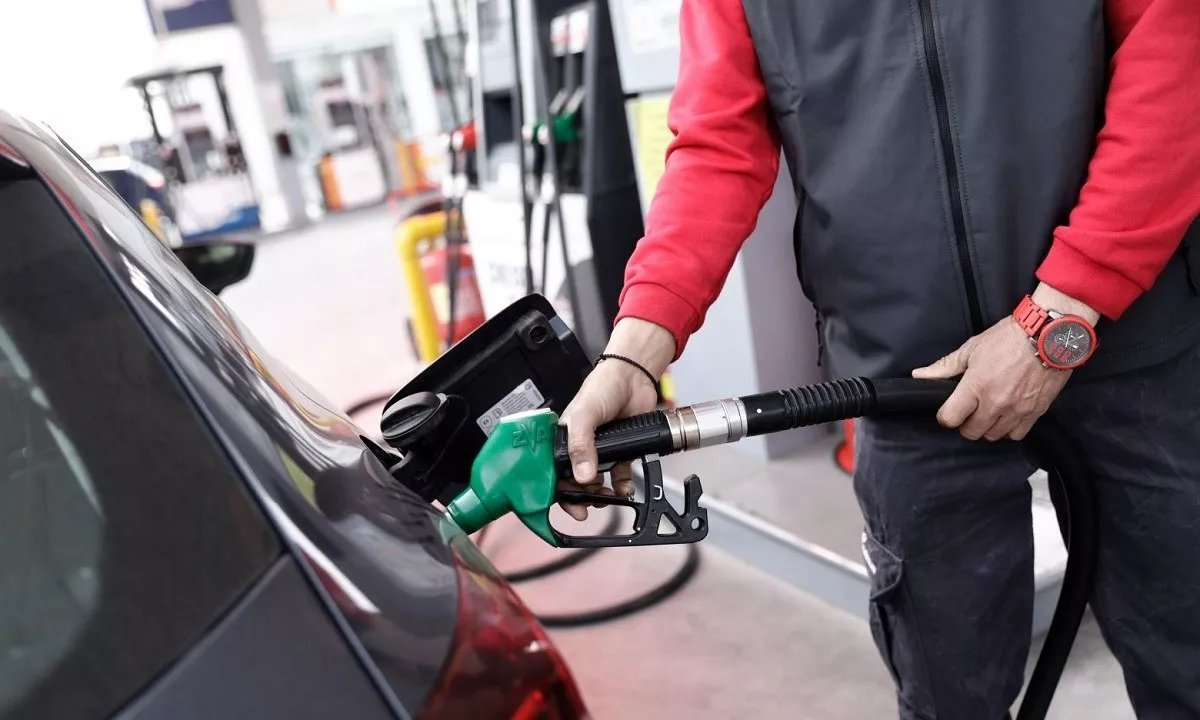 Kıbrıs'ta motorin litre fiyatı rekor kırdı, yeni artış bekleniyor