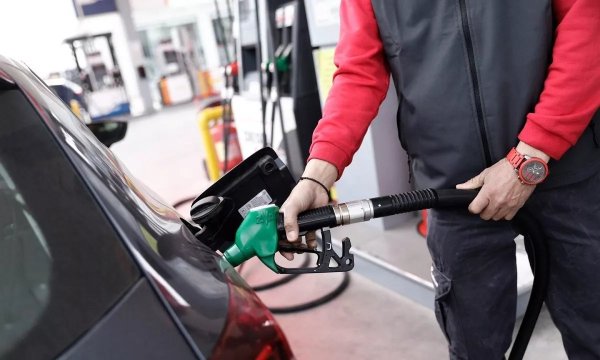 Kıbrıs'ta motorin litre fiyatı rekor kırdı, yeni artış bekleniyor