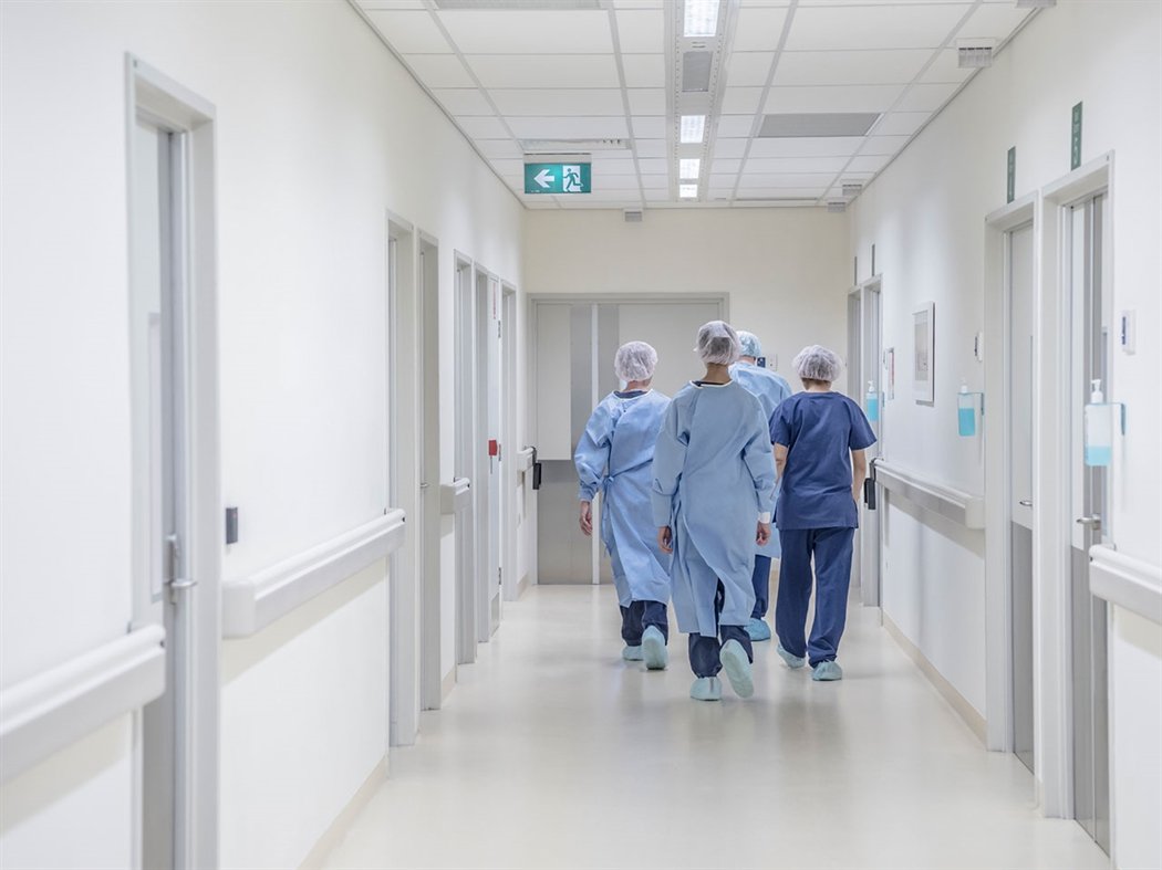 Üniversite kliniklerine ilişkin yasa tasarısında yeni değişiklikler, ama anlaşmazlıklar sürüyor