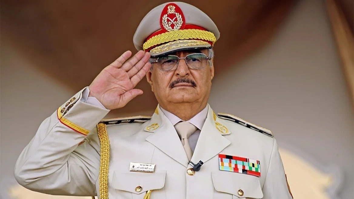 Doğu Libya lideri Hafter ailesi Türkiye'ye yöneldi, uçaklarda Kıbrıs bağlantısı yeniden gündemde