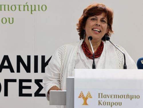 Kıbrıs Üniversitesi'nin ilk kadın rektörü Marina Neophytou seçildi