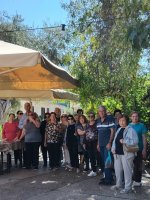 Alt Pafos Yetişkinler Merkezi Simou'da gelenek ve Kıbrıs misafirperverliğiyle dolu bir gün geçirdi