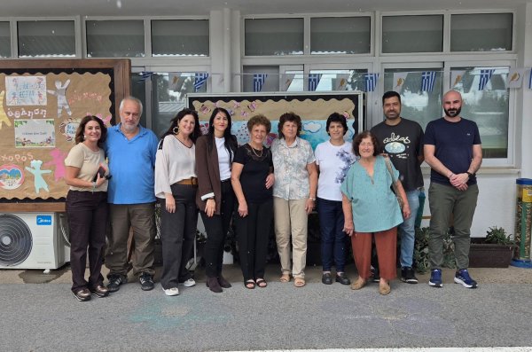 Pafos Çocuk Koruma ve Refah Komitesi, Mandria İlkokulu'nda öğrencilere sevgi ve koruma mesajı verdi
