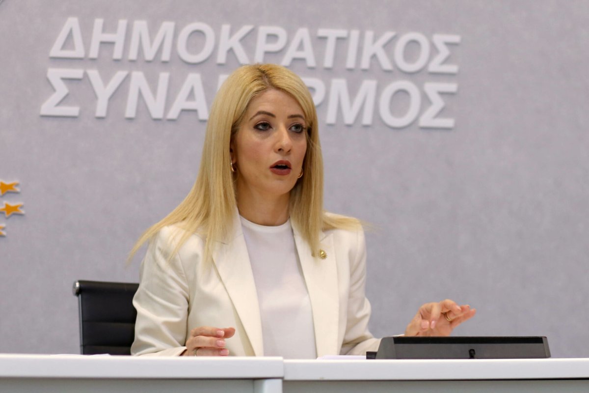 Meclis Başkanı Annita Demetriou'nun varlık beyannamesi: Larnaka'da gayrimenkul, mevduat ve krediler