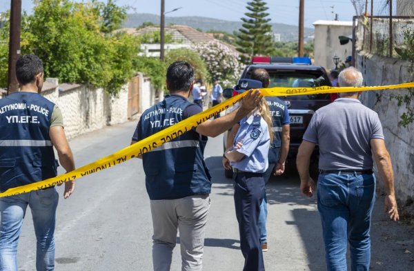 Limasol'da Rus çiftin evine çetevari soygun: 5 maskeli saldırgan uyurken bastı