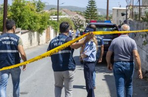 Limasol'da Rus çiftin evine çetevari soygun: 5 maskeli saldırgan uyurken bastı