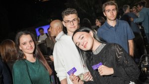 Limasol Üniversitesi yeni akademik yılı festival havasında hoş geldin partisiyle karşıladı