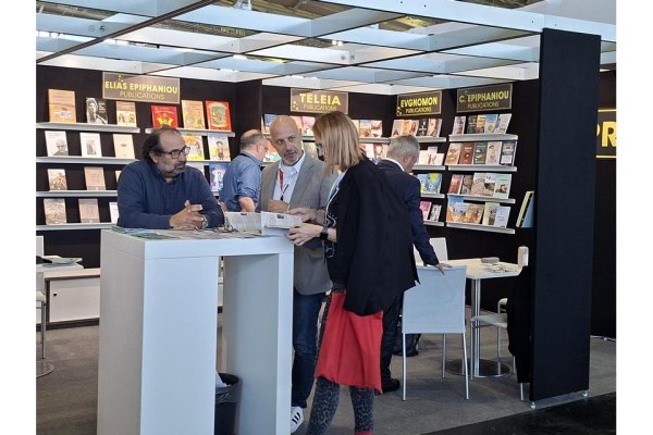 Güney Kıbrıs, Frankfurt Kitap Fuarı'nı yoğun temaslarla tamamladı