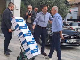 George Pamboridis, DİSİ'nin 2028 aday yarışı için gereken 500 imzayı teslim etti