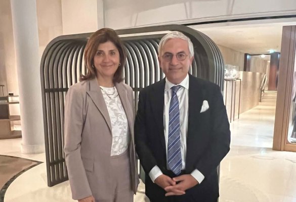 Maronit temsilci Nacouzi, BM temsilcisi Holguin ile görüştü: Köylere dönüş çağrısı yaptı