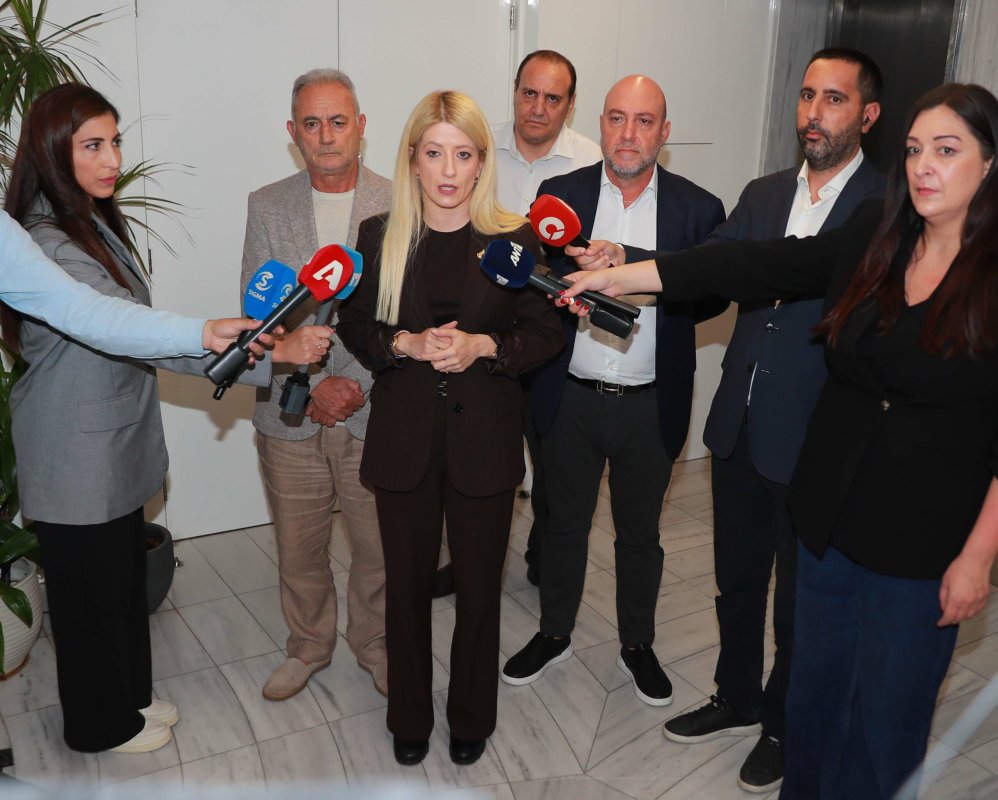 DISY'de balık restoranı yemeğinde tuzak tatlıda patladı