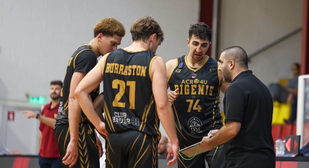 Morfu'nun ACRO4U Digenis Akritas takımı, Gazimağusa'nın Anorthosis'ini son saniye üçlüğüyle 76-74 yendi