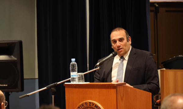 Karousos: Devlet sürdürülebilirlik istiyor ama otizmli yetişkinlere yönelik Smile Project'in çabasını cezalandırıyor