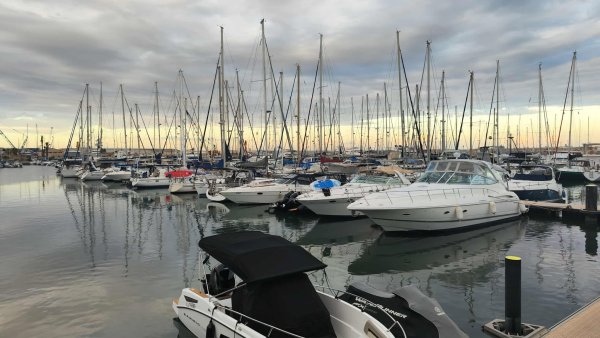 Larnaka marinasında hukuki engel: Hükümet, Liman Otoritesi için çözüm arıyor