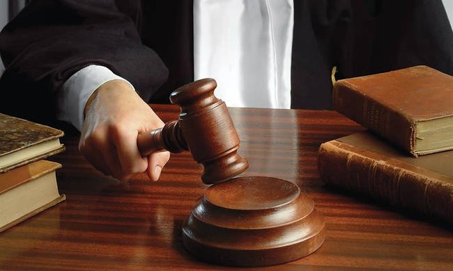 Güney Kıbrıs Meclisi idare mahkemelerinde sabit hâkim sayısını kaldırdı