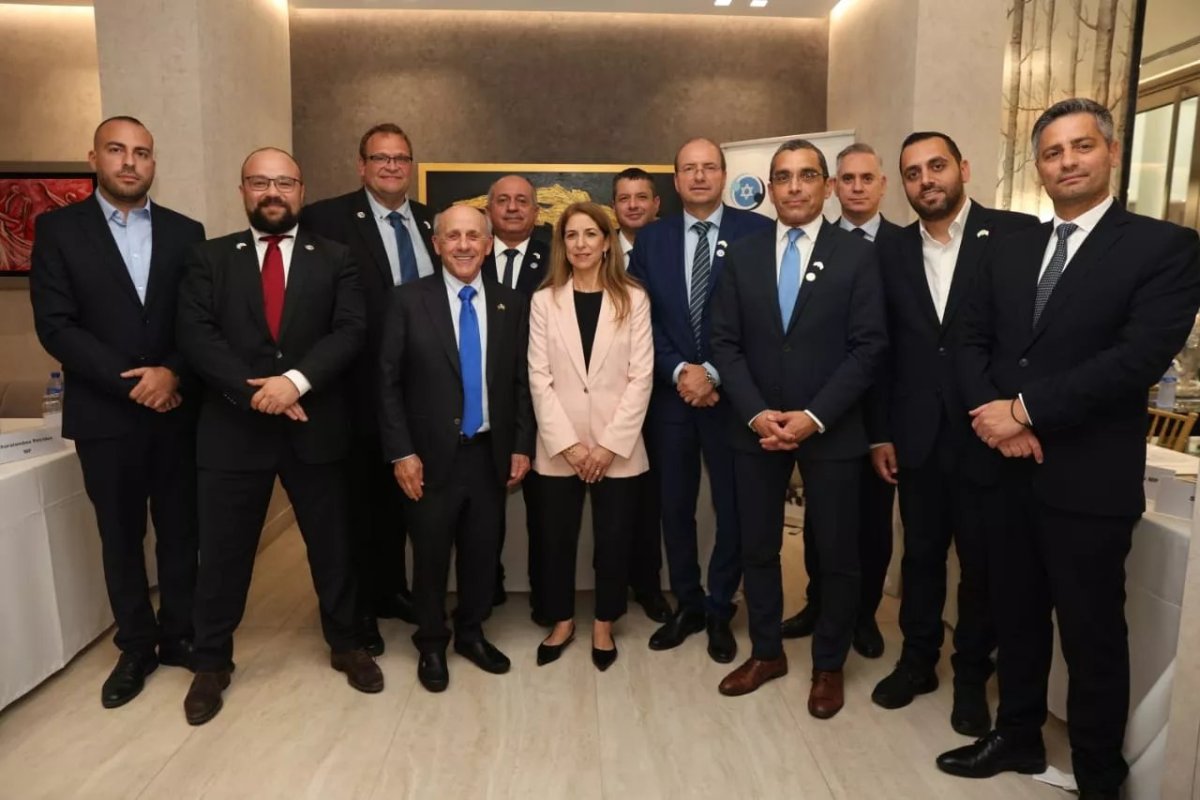Solcu AKEL, DİSİ, DİKO ve ELAM'ı Meclisi İsrail lobisine dönüştürmekle suçladı