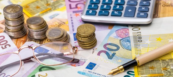 Güney Kıbrıs Mali Konseyi: 2027 bütçesinde işletme giderleri kısılsın, öncelik yatırıma verilsin