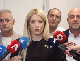 Demokratik Seferberlik Partisi lideri Annita Demetriou, ikinci turda Hristodulidis'i desteklemeyi dışlamadı