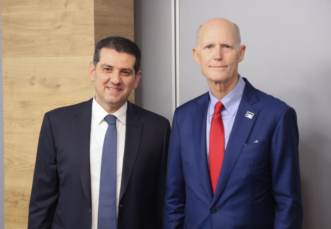 Enerji Bakanı Damianos: ABD Senatörü Rick Scott'a Kıbrıs'ın elektrik bağlantısı ihtiyacını anlattı