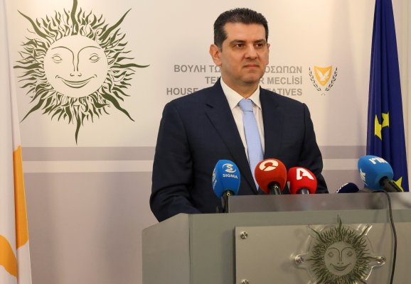 Enerji Bakanı Damianos: Elektrik adaya gelmezse Büyük Deniz Enterkonnektörü için ödeme yapmayız