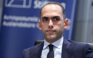 Harris Georgiades, Averof Neofitu'nun adaylığını desteklemeyecek; enstitü başkanlığından istifa ediyor