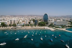 Güney Kıbrıs ekonomisi ikinci çeyrekte yüzde 3,3 büyüdü; konut talebi ve yatırımlar destekledi