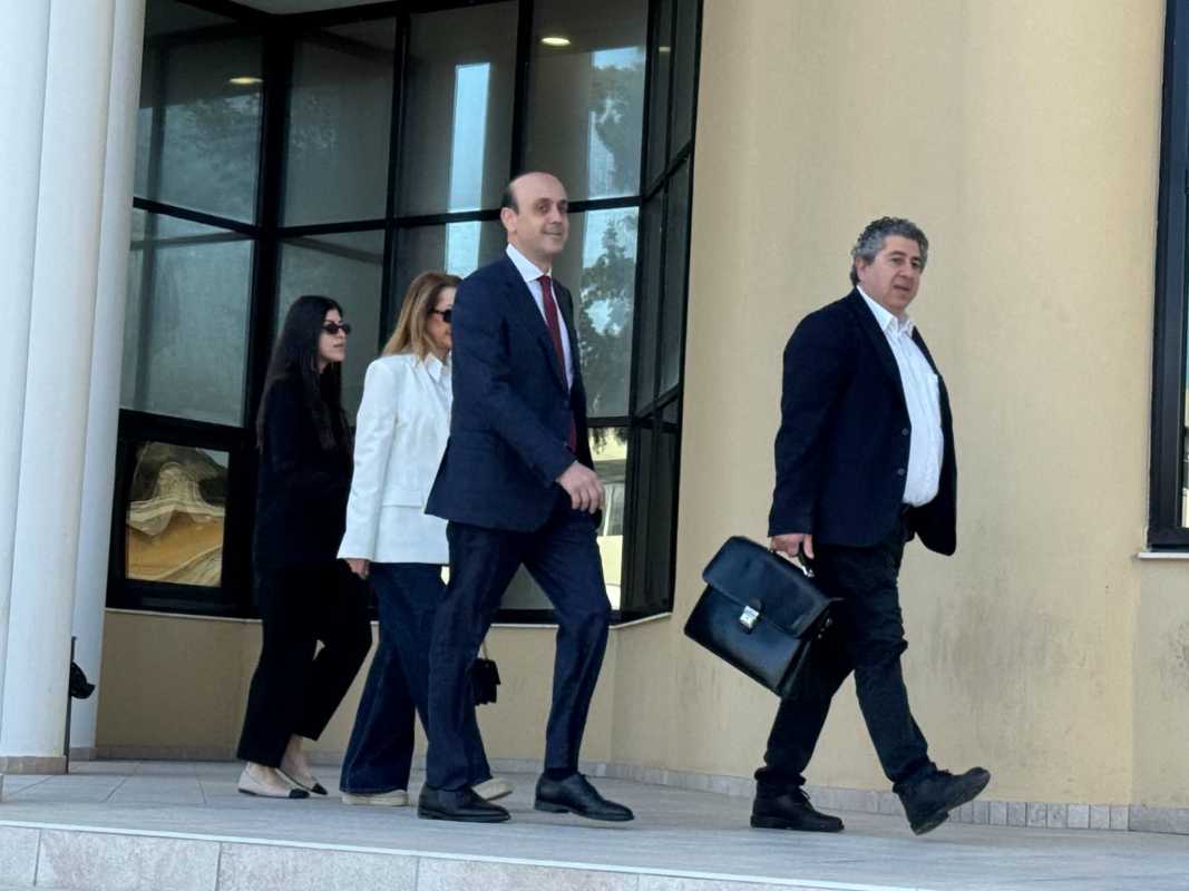 Pafos Belediye Başkanı Fedon Fedonos davası: Şikayetçinin çapraz sorgusu sürüyor