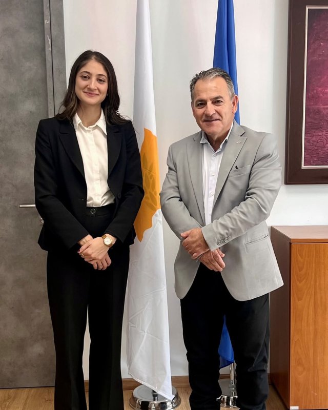 Sosyal Demokrat Hareket (EDEK) Başkanı Makri, Çevre Komiseri Miriantus ile hayvan refahını görüştü