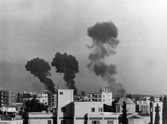 Kıbrıs Sayıştayı: 1974'te firari ilan edilen kişi de dahil 6 kişi, savaş esiri ödeneğini hak etmeden alıyor