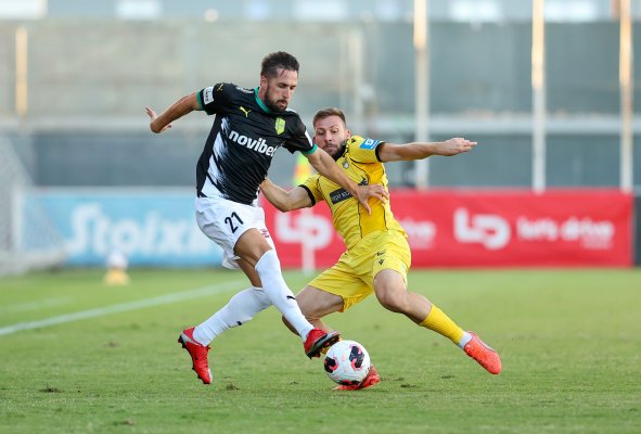 Krasava ENY, AEK karşısında ilk yarıda Bahasa'nın golüyle 1-0 öne geçti