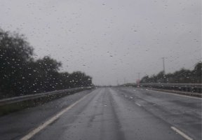 Kıbrıs'ta yerel şiddetli gök gürültülü fırtınalar için sarı hava uyarısı