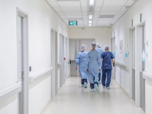 Askıya alınan Lefkoşa kliniğinde doğan bebek Legionella bakterisi nedeniyle kritik durumda
