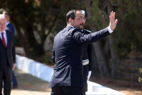 Hristodulidis ve Erhürman, BM temsilcisi Holguin'in ziyaretinden önce yeniden görüşecek