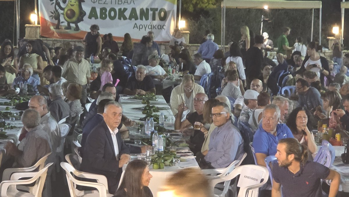 Tarım Bakanı Senekis: Chrysochou Üretici Örgütü Kıbrıs avokadosunun pazarlanmasında kilit rol oynuyor