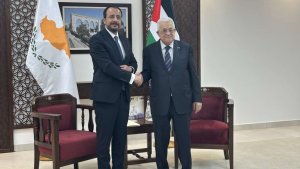 Filistin devlet başkanı Abbas'ın üçüncü Kıbrıs ziyareti ne anlama geliyor: Lefkoşa'nın iki mesajı