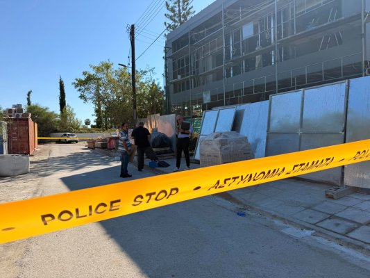 Limasol'da iş yerinde cinayet girişimi: Arkadaşının gözü önünde bıçak sapladı