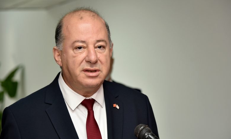 KKTC Sağlık Bakanı Hakan Dinçyürek, UBP ön seçimindeki karışıklığın ardından istifa etti