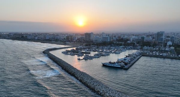 Larnaka marina yenileme projesinde hukuki engel: İşletme doğrudan devredilemiyor