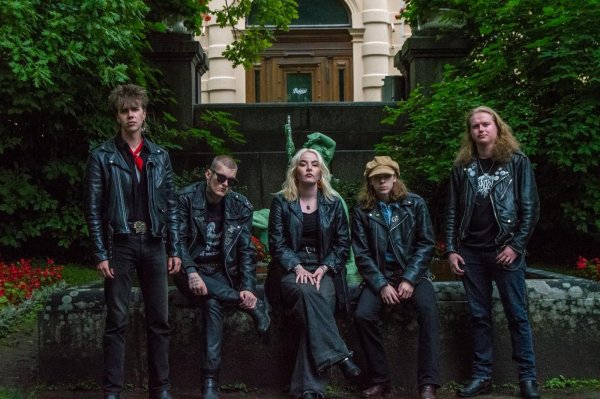 Limasol'da Twelfth Night: Sanat ve punk tek gecede buluşuyor